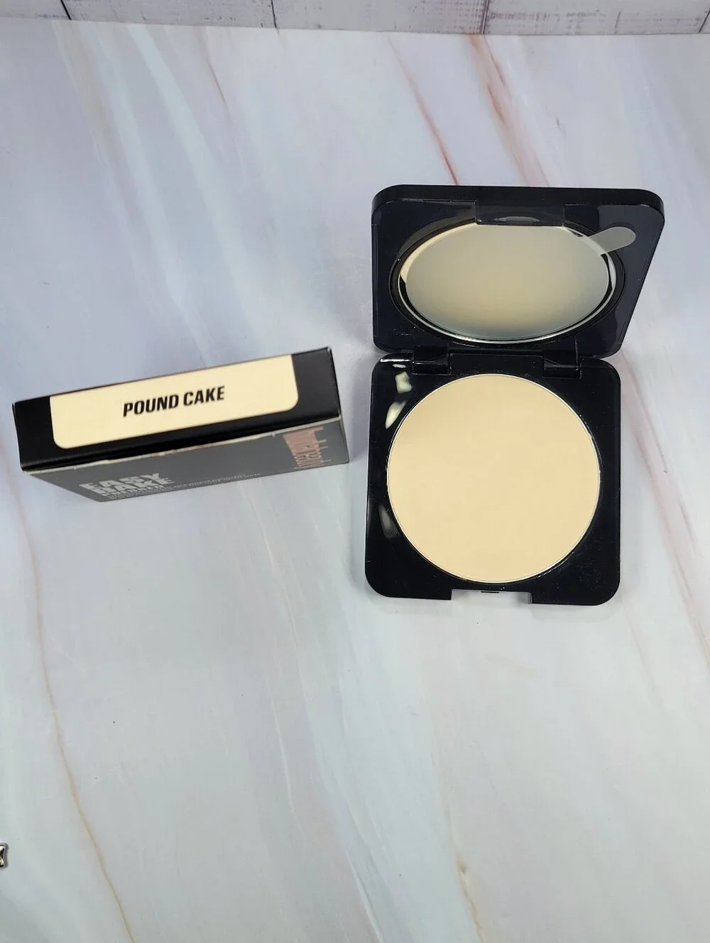 HUDA BEAUTY brand new